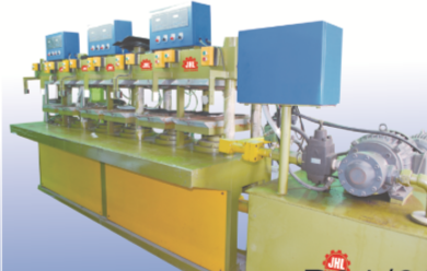 Cooling type forming machine-01
