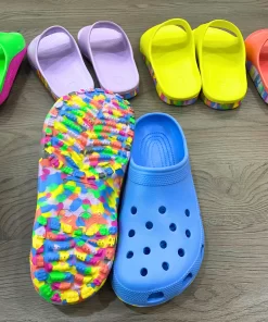 sản phẩm được tạo ra bới máy ép đế giày eva 2 màu (