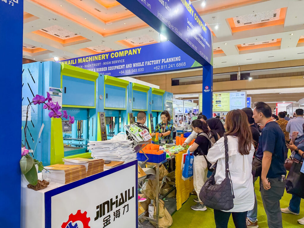 gian hàng triễn lãm Jinhaili tại Indo